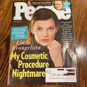 People Magazine - February 28 2022 - Linda Evangelista - Anderson Cooper